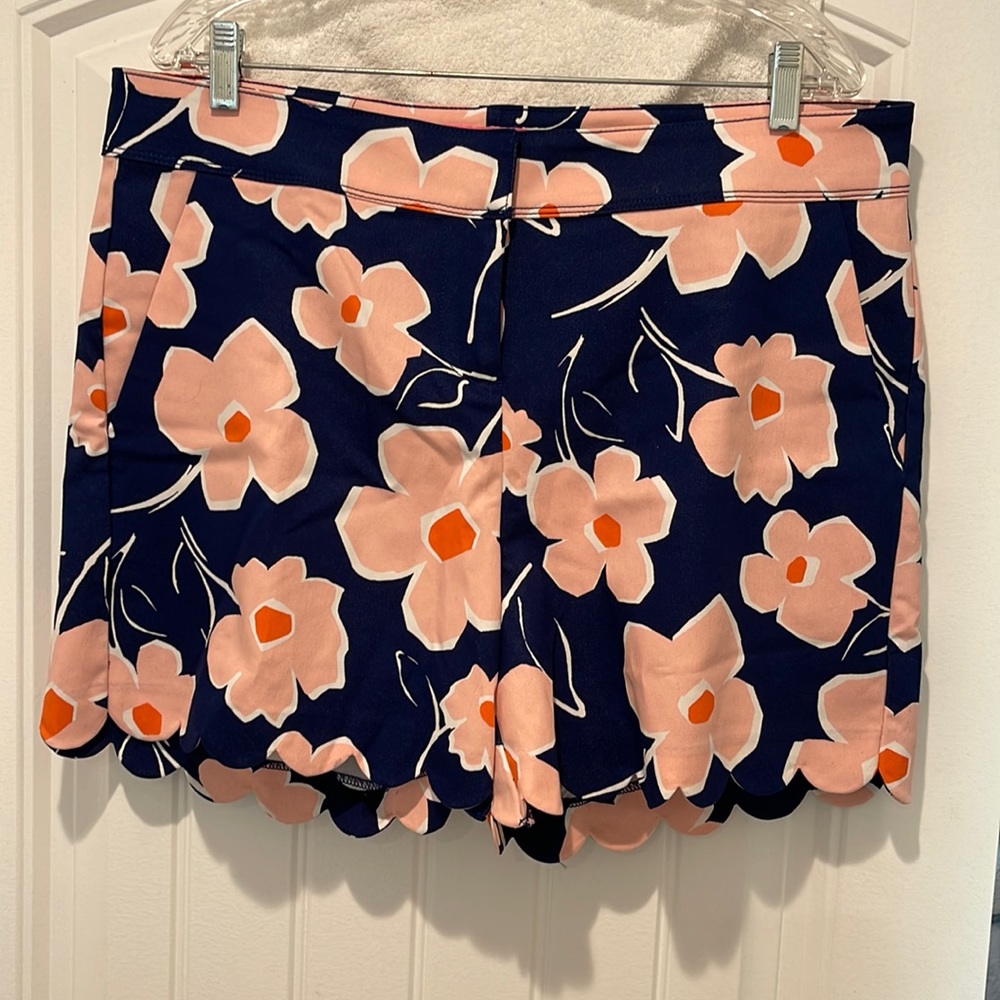 Super cute womens shorts with scalloped legs. Brand new. Never worn.